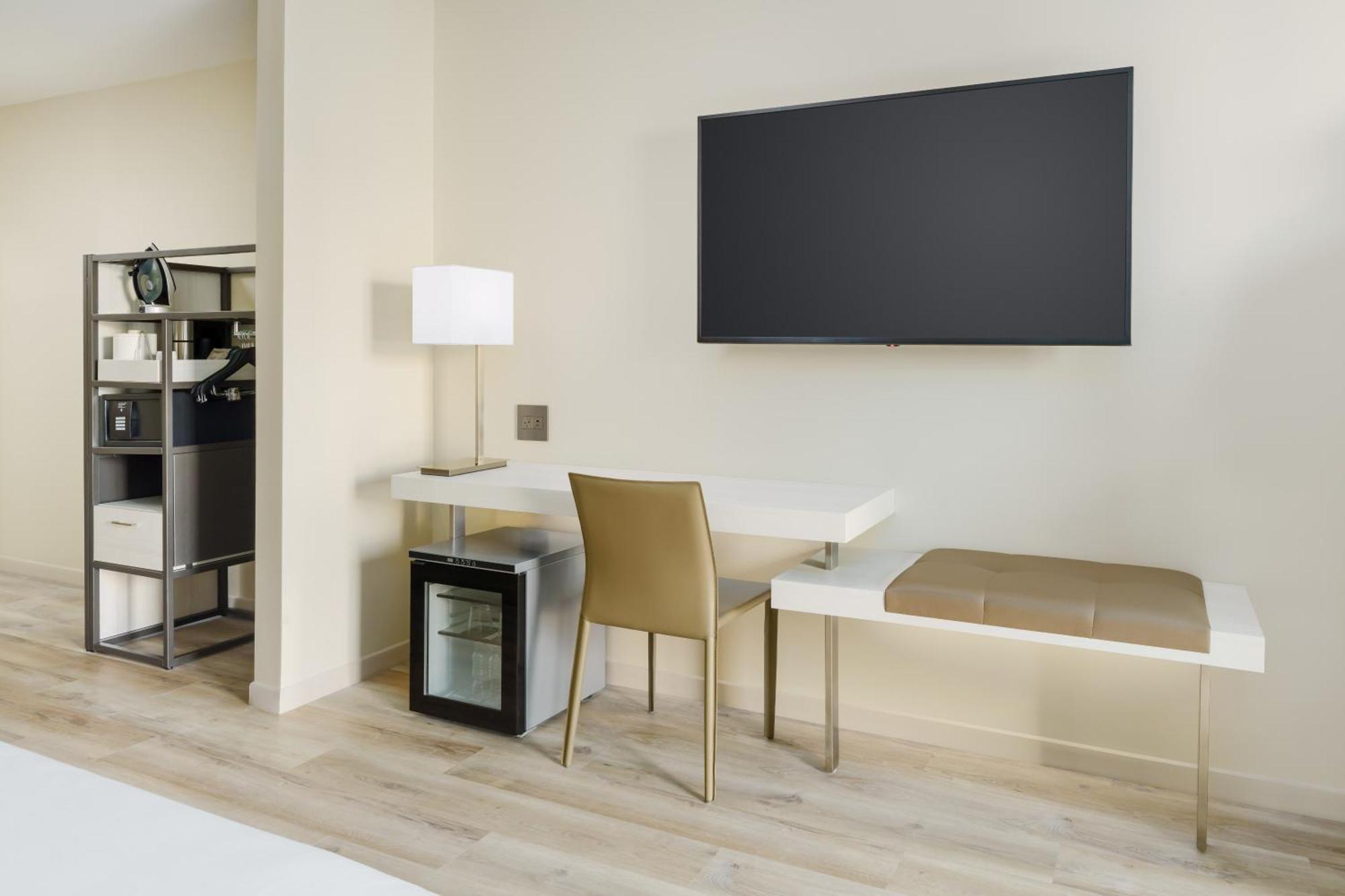 Ac Hotel By Marriott Naples 5Th Avenue Zewnętrze zdjęcie