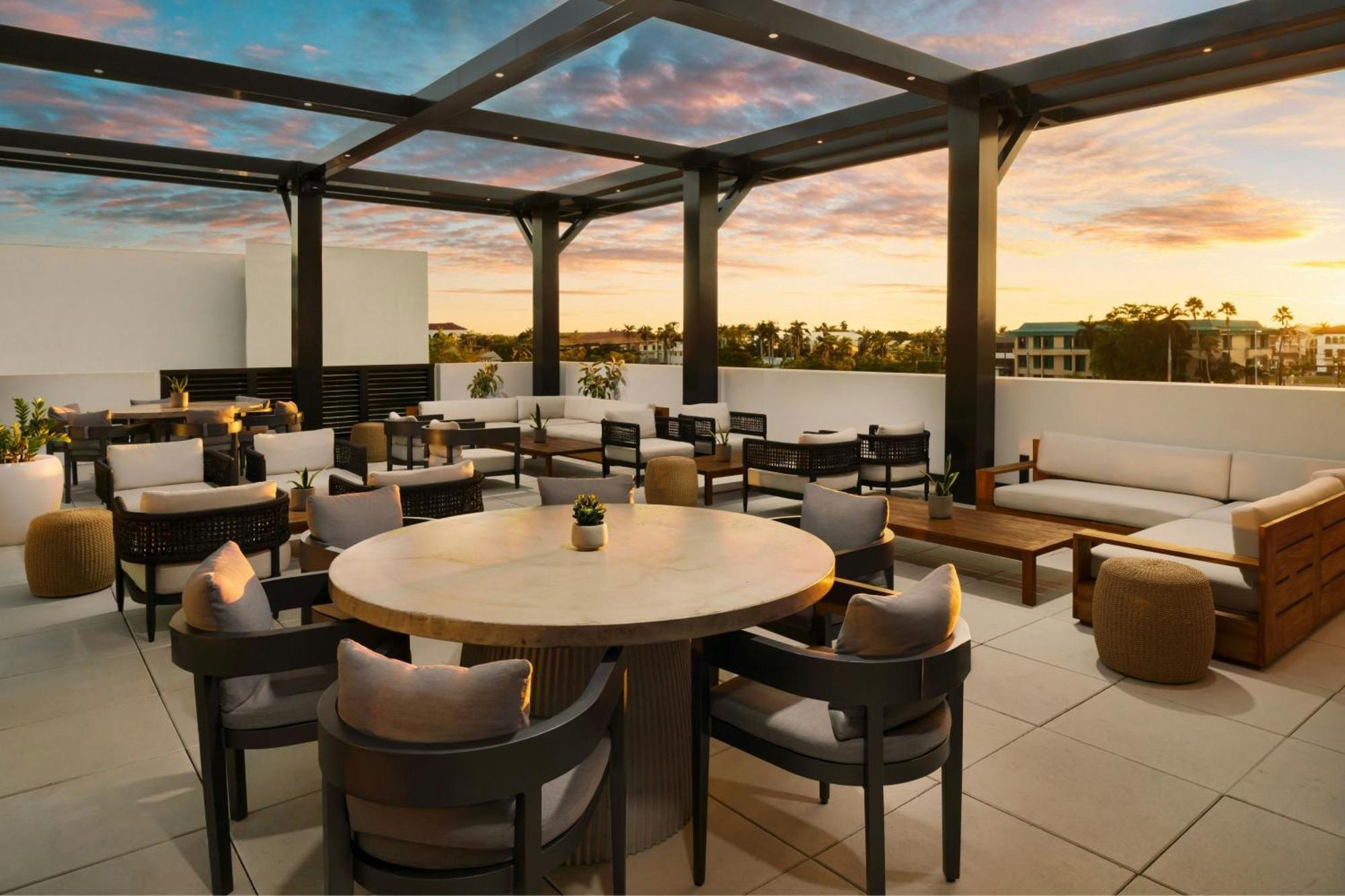 Ac Hotel By Marriott Naples 5Th Avenue Zewnętrze zdjęcie