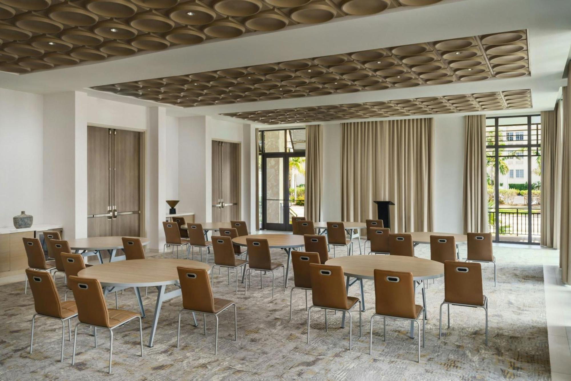 Ac Hotel By Marriott Naples 5Th Avenue Zewnętrze zdjęcie
