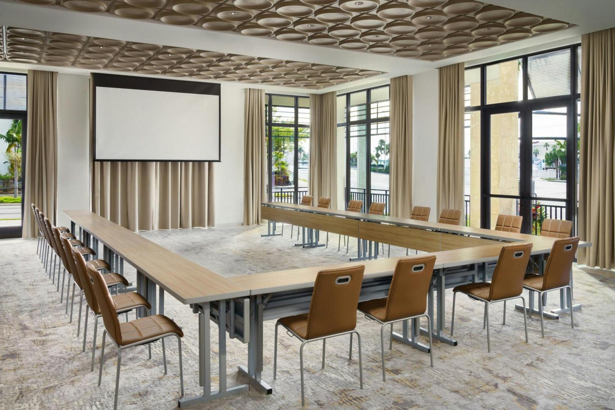 Ac Hotel By Marriott Naples 5Th Avenue Zewnętrze zdjęcie