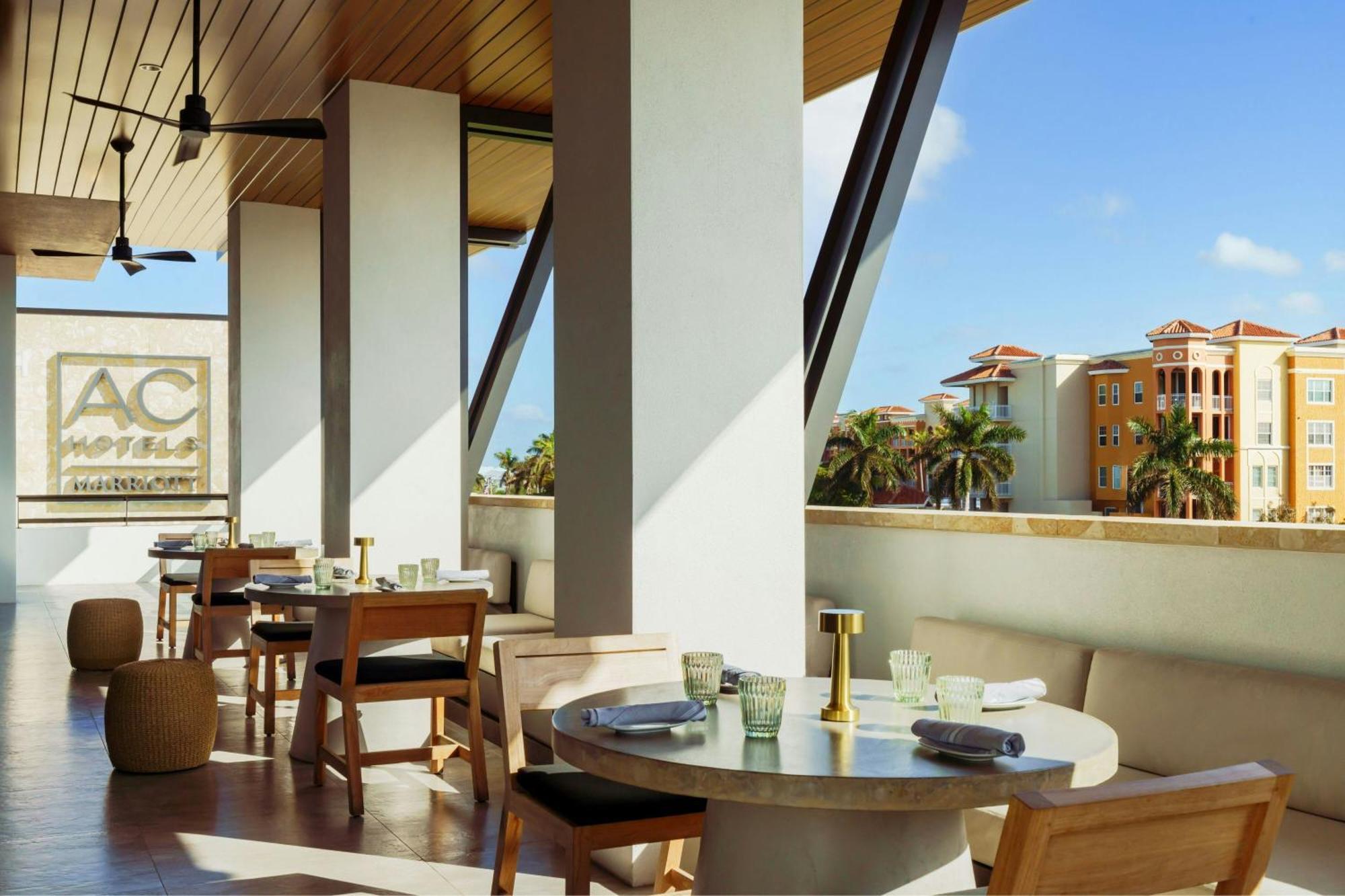 Ac Hotel By Marriott Naples 5Th Avenue Zewnętrze zdjęcie